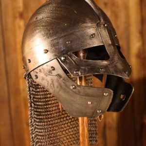 mittelalter helm spangenhelm wikinger